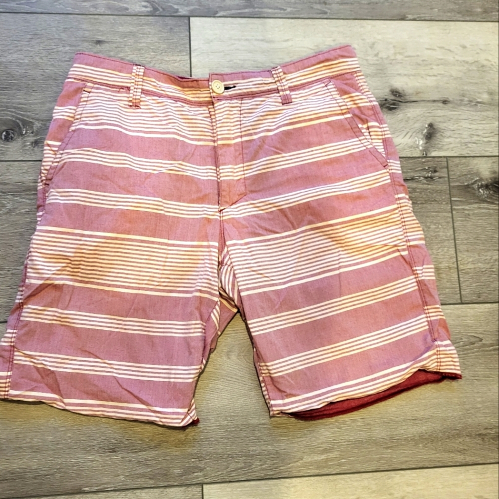 Howe shorts reversible size 32"